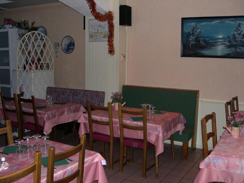 Hotel Restaurant De La Poste A Gerardmer Exterior photo