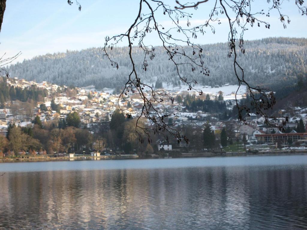 Hotel Restaurant De La Poste A Gerardmer Exterior photo
