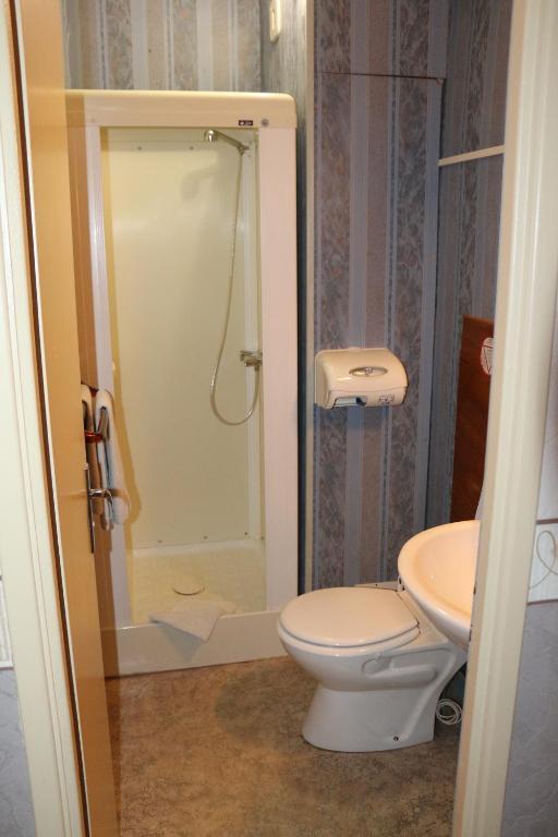 Hotel Restaurant De La Poste A Gerardmer Room photo